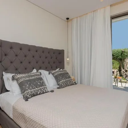 Aparthotel Eptanisos Beachfront Zante